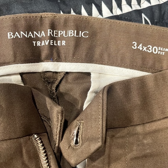 Banana Republic traveler pant - Picture 3 of 3